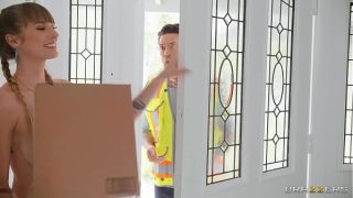 Tonton Video Pengiriman Nakal Ala Brazzers, Full Dan Bikin Panas, Cuma Di Https://zzfull.com/delivery