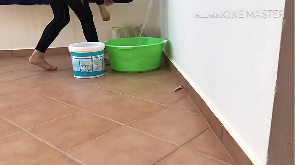 Hijab Bokong Kaki Bau.
