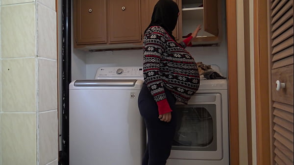 Ibu Hamil Berjilbab Pengen Ngentot Di Pantat.