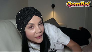 Ngencengin Elnaz, Kakak Tiri Berhijab Turki, Sange Banget