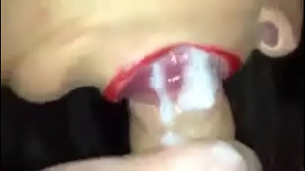Dia Ngehisap Kontol Suaminya Kenceng Banget Pake Suara Hindi Yang Bikin Makin Panas