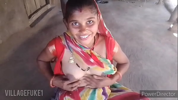 Radha Bhabhi Lagi Digebukin Kontol Di Desa, Ngeces Sampe Banjir