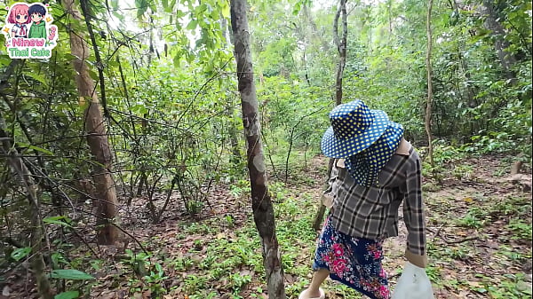 เด็กไทยวัยซ่าเดินหลงป่า เงี่ยนจัดเลยกระแทกกันกลางดง