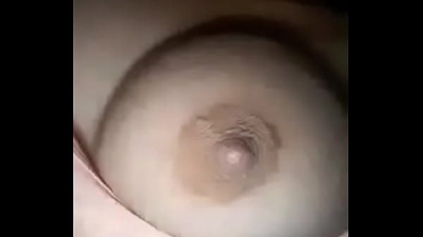Desi Cewek Pamer Tetek Panas Bikin Ngiler