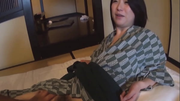 Pov Amatir Jepang Berbulu Lebat – Liang Basah Mengintip Dari Celah