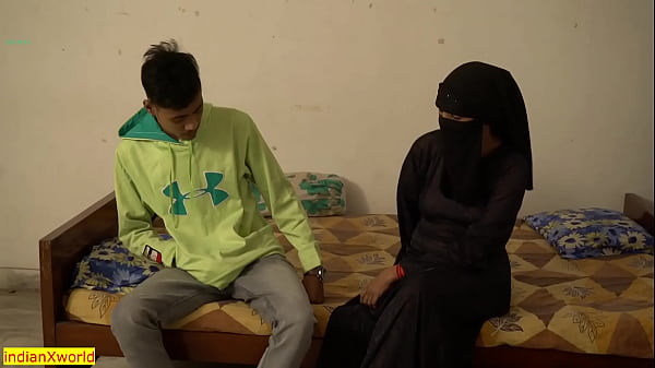 Cewek Jilbab India Ml Sama Temen Suami, Istriku Digebukin.
