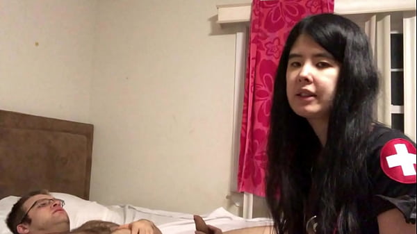 Alexandria Wu Siap Nungguin Lo Di Ugd, Dokter Cantik Asia Yang Bikin Badan Lo Panas Dingin.