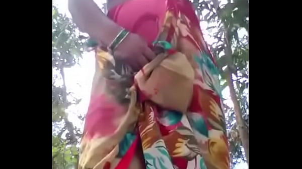 Desi Roshni Bhabhi Pamer Barang Seksi, Bikin Ngiler