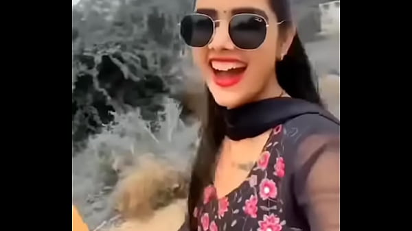 Desi Bhabhi Montok Susu Naik Turun