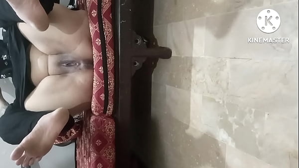 Buka Kaki Pagi-pagi, Bhabhi Pakistan Siap Digoyang