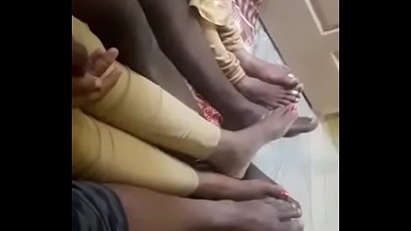 Nonton Janvi, Pasangan Swingers Desi Lagi Hot Banget