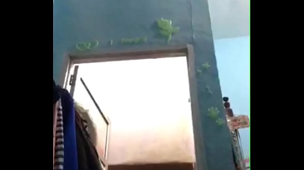 Cewek Indonesia Mandi Di Depan Webcam, Crot Di Monitor