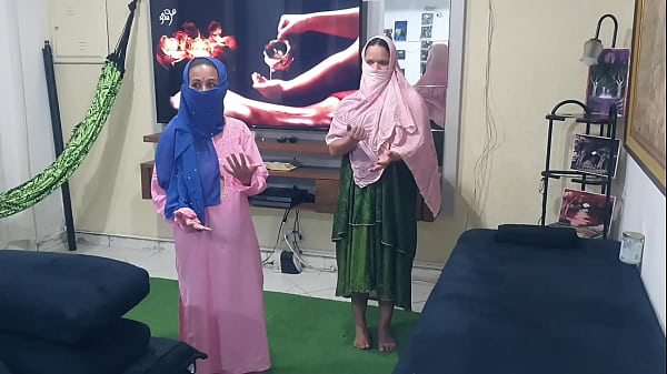 Setelah Pijat Tantra, Sodorkan Anak Perawan Desi Untuk Digarap.