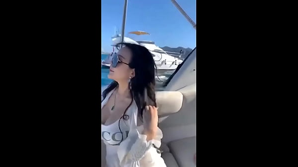 Cewek China, Keliatan Banget Sih, Bikin Ngiler Abis.