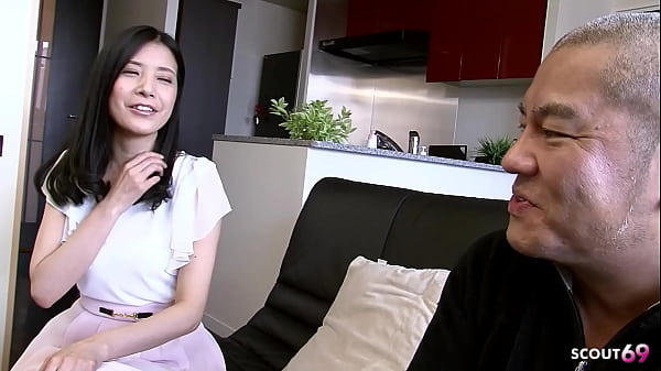 Gak Tua Jepang Ngegombalin Cewek Sekelasnya Yang Masih Abg, Langsung Ngewe Dan Crot Di Dalem Tanpa Sensor Di Film Jav.