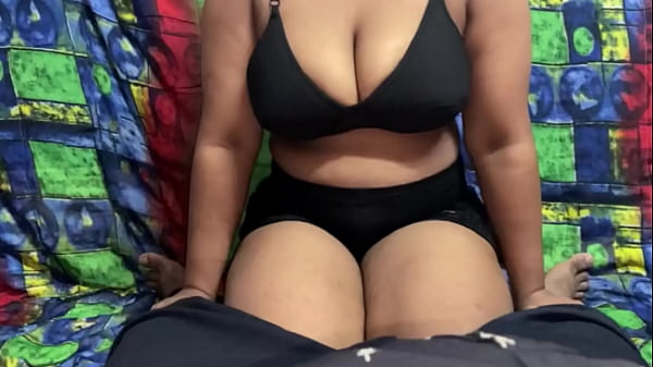 Tante Tiri Digebukin Pas Lagi Main Bareng Adeknya, Video Mms Xxx Viral Abis