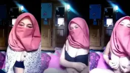 Jilbab Pink Basah Kuyup, Nungging Minta Digebukin