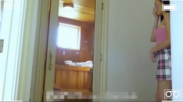 Tetepliat Lana Rhoades Ngeintipin Langkah Kakak Kontol