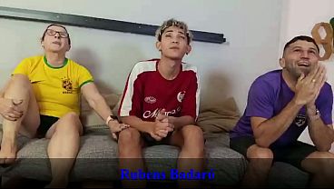Gila! Di Piala Dunia, Bapakku Asyik Terlalu Nge-game Sampai Gak Sadar Aku Ngebantai Istri Barunya (video Lengkap Di Red/sheer)