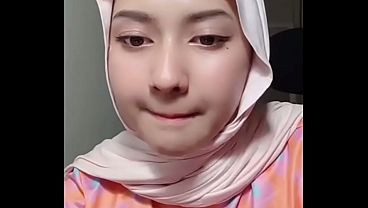 Live Jilbab, Goyang-goyang Bikin Tegang