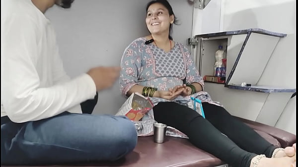 Ibu Tiri Ngewe Di Kereta Dari Kashmir Sampai Kanyakumari, Makin Lama Makin Panas.